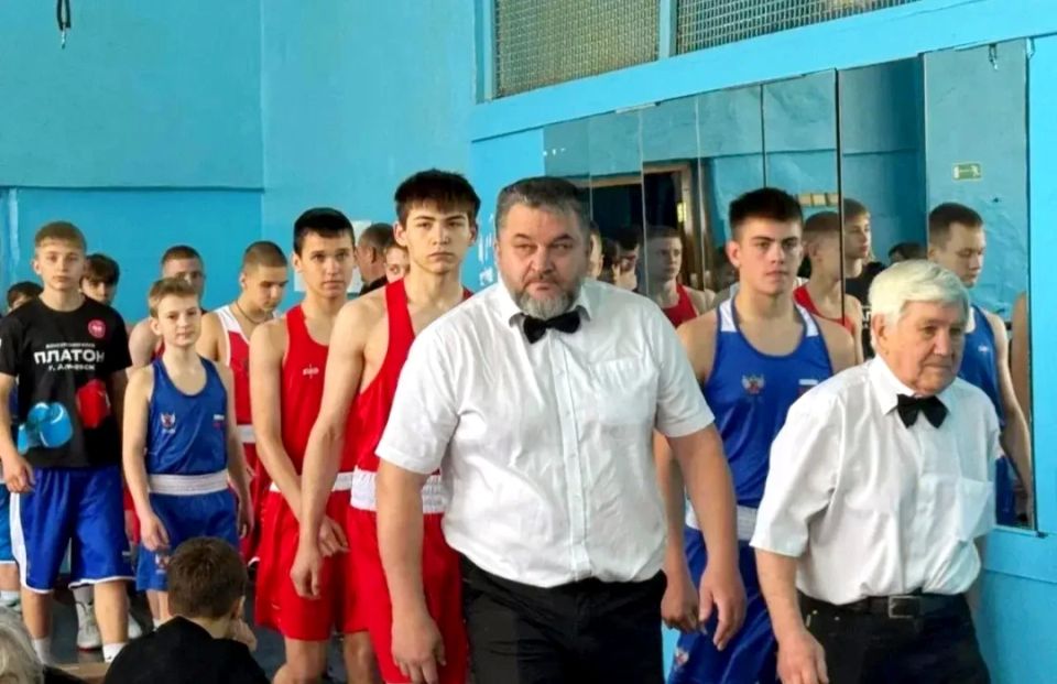 Успехи наших боксеров в Красном Луче Успехи наших боксеров в Красном Луче