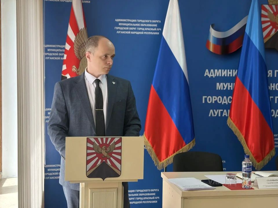 Сегодня принял участие в заседании Совета депутатов нашего округа, где представил депутатскому корпусу ежегодный отчет о деятельности Администрации по итогам 2025 года Сегодня принял участие в заседании Совета депутатов нашего округа, где представил депутатскому корпусу ежегодный отчет о деятельности Администрации по итогам 2025 года