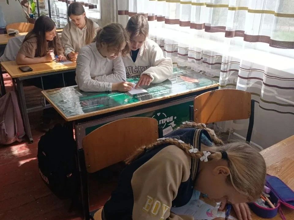 В краснодонском УВК «Забота» прошла игра «Я — будущий избиратель» В краснодонском УВК «Забота» прошла игра «Я — будущий избиратель»