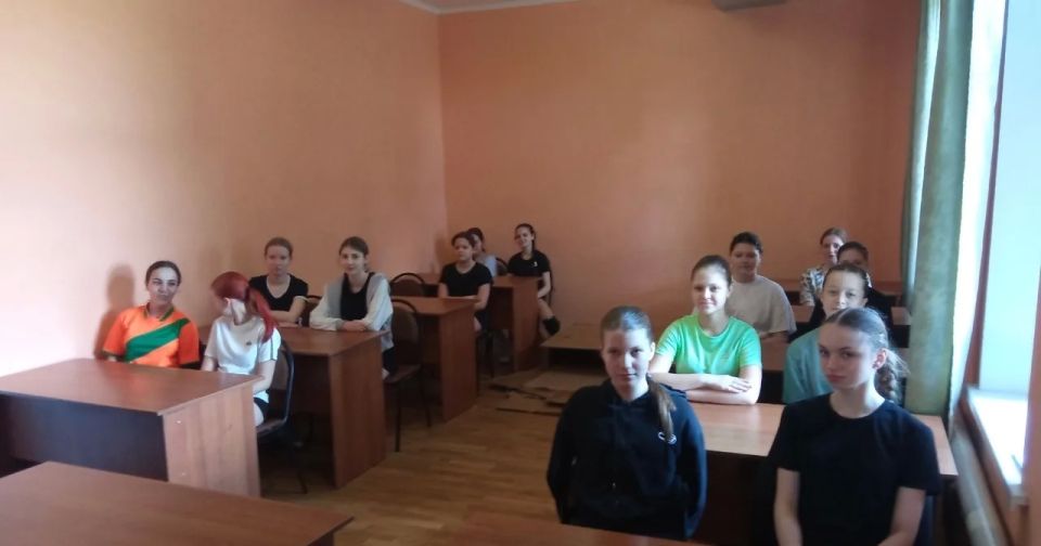 В Лутугинском муниципальном округе прошла встреча с героями в рамках всероссийского проекта «Диалоги с Героями» В Лутугинском муниципальном округе прошла встреча с героями в рамках всероссийского проекта «Диалоги с Героями»