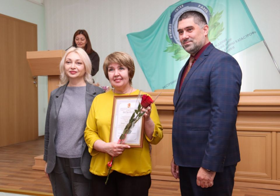 Те, кто первыми приходят на помощь Те, кто первыми приходят на помощь