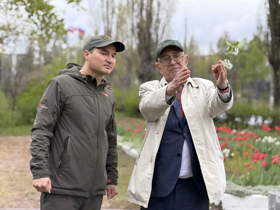 Специалисты Казанского аграрного университета оценили состояние озеленения в Лисичанске и Рубежном Специалисты Казанского аграрного университета оценили состояние озеленения в Лисичанске и Рубежном