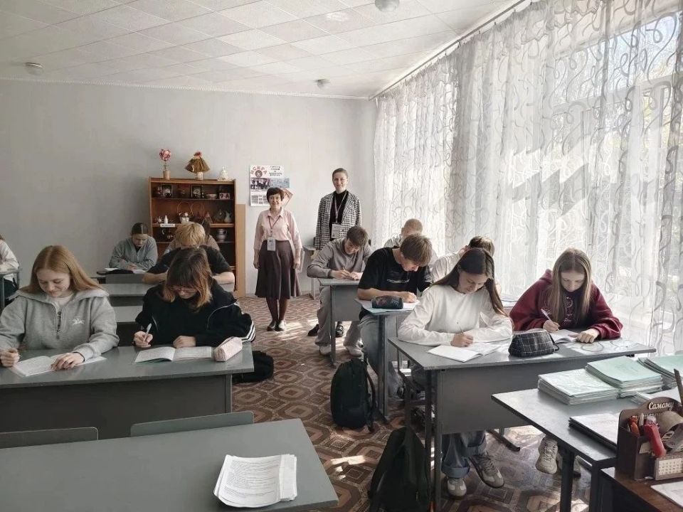 В Краснодонском округе прошёл «Избирательный диктант» для старшеклассников В Краснодонском округе прошёл «Избирательный диктант» для старшеклассников