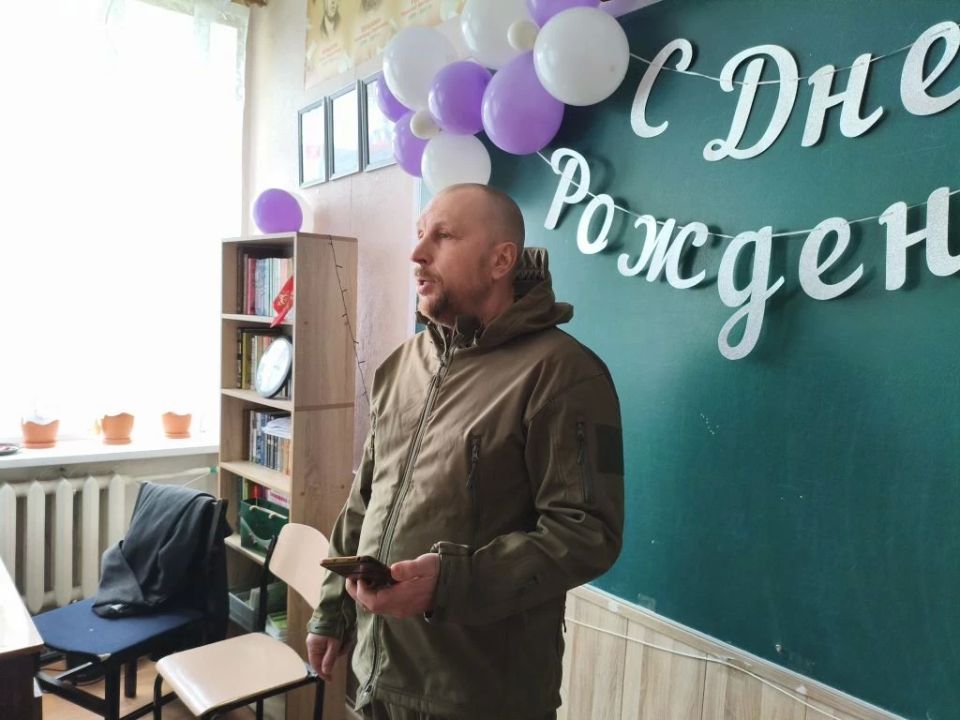 «Люби язык, как Даль его любил»: поэтическая акция в Краснодоне «Люби язык, как Даль его любил»: поэтическая акция в Краснодоне