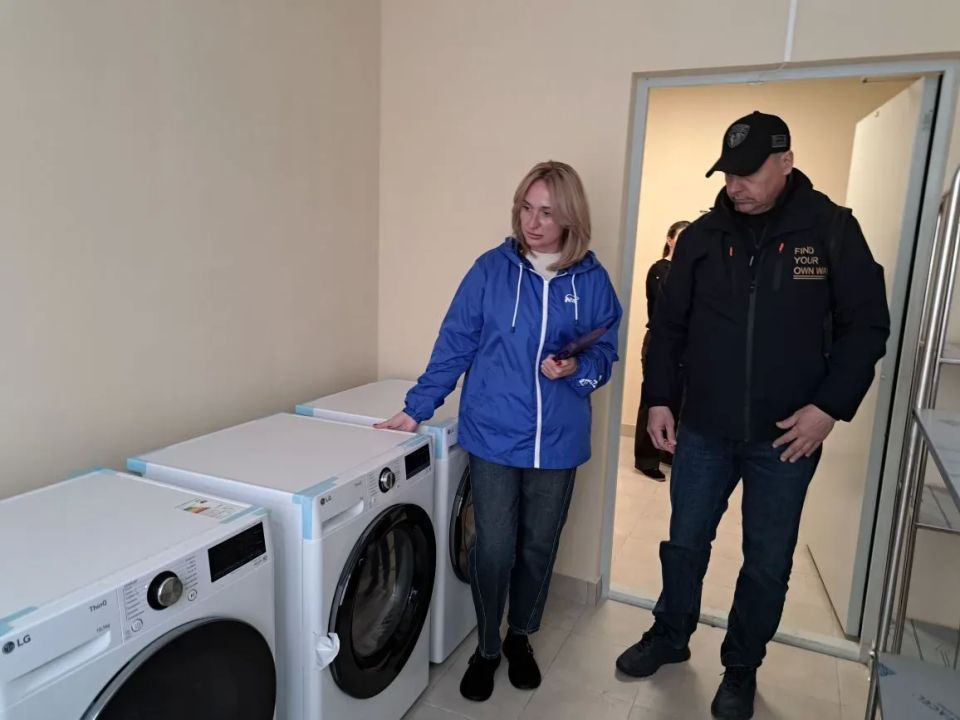По народной программе Единой России Бирюковскую школу преобразовали в учебно-воспитательный комплекс По народной программе Единой России Бирюковскую школу преобразовали в учебно-воспитательный комплекс