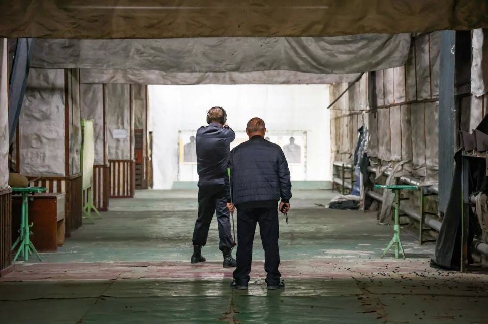 Команда регионального МВД – победитель соревнований по стрельбе среди силовых и правоохранительных ведомств республики Команда регионального МВД – победитель соревнований по стрельбе среди силовых и правоохранительных ведомств республики