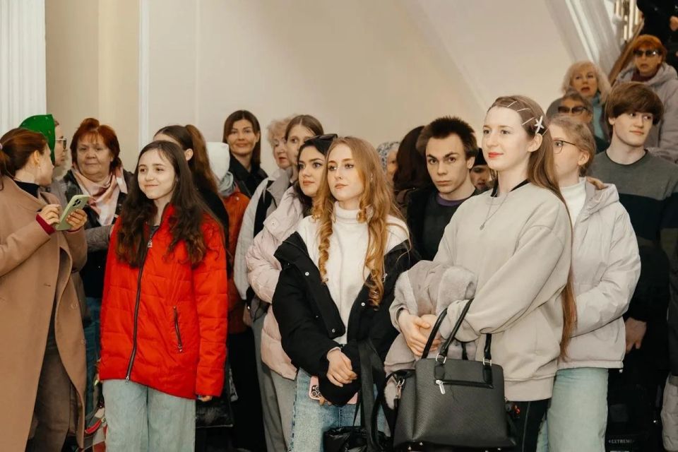 В Луганске открылся кинотеатр «Иллюзион на Красной» В Луганске открылся кинотеатр «Иллюзион на Красной»