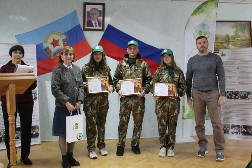 Школьное лестничество ЛНР стало победителем во Всероссийском конкурсе имени Г.Ф.Морозова Школьное лестничество ЛНР стало победителем во Всероссийском конкурсе имени Г.Ф.Морозова