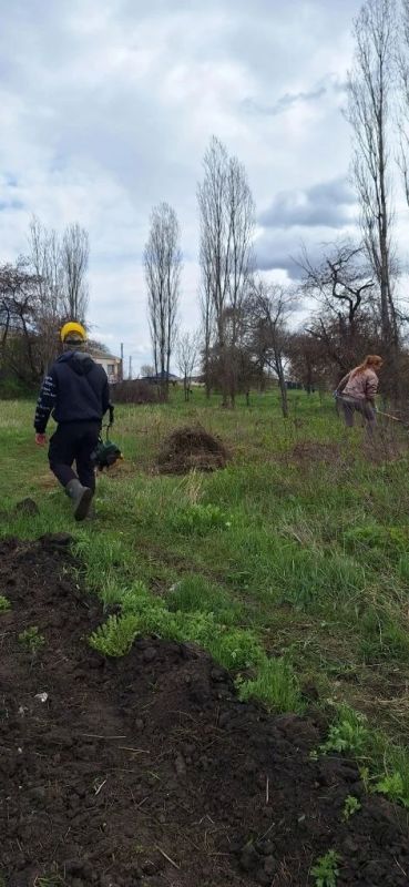 В Белокуракинском муниципальном округе неравнодушные жители принимают активное участие в субботниках В Белокуракинском муниципальном округе неравнодушные жители принимают активное участие в субботниках