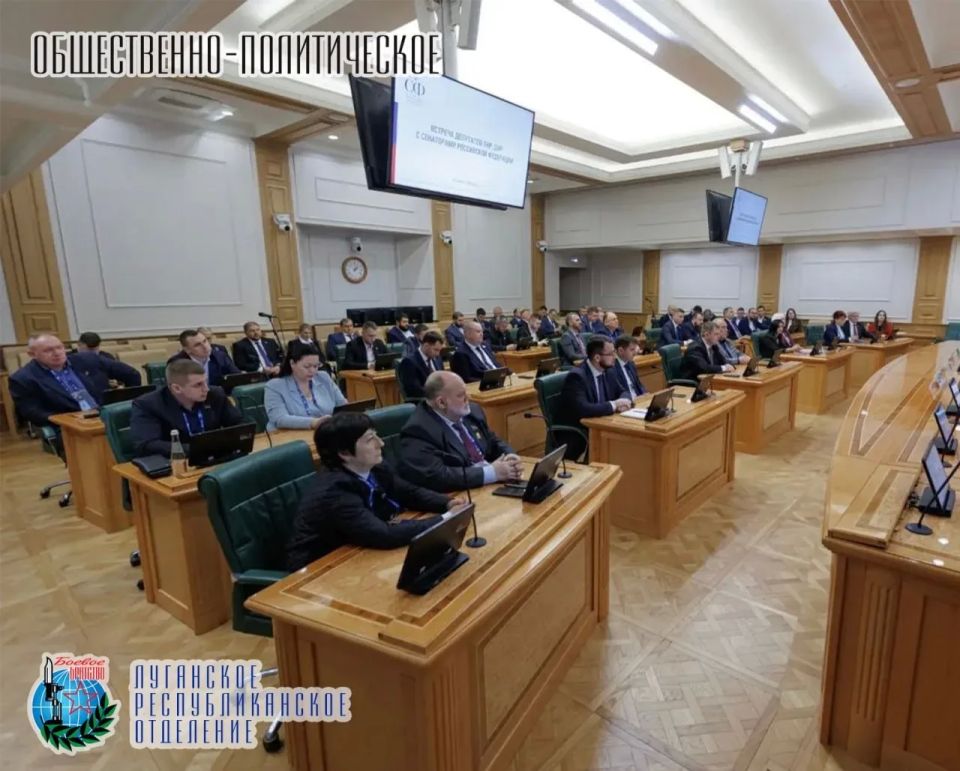 24 апреля Юрий Резанов, руководитель Луганского республиканского отделения Всероссийской общественной организации ветеранов «БОЕВОЕ БРАТСТВО», депутат Народного Совета Луганской Народной Республики с первой группой... 24 апреля Юрий Резанов, руководитель Луганского республиканского отделения Всероссийской общественной организации ветеранов «БОЕВОЕ БРАТСТВО», депутат Народного Совета Луганской Народной Республики с первой группой...