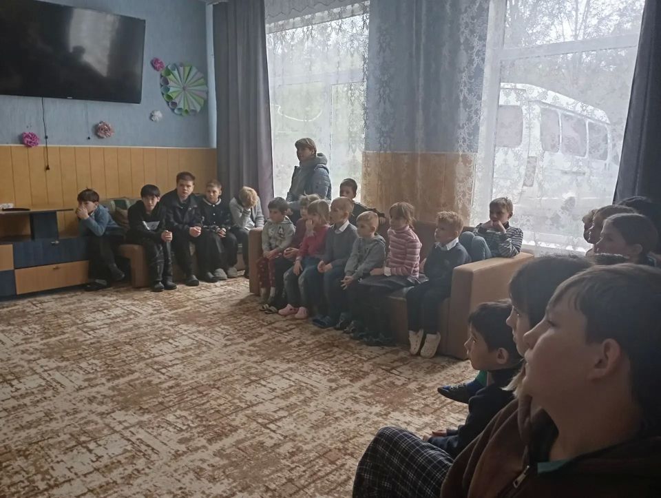 Специалист отдела по ОЖД пгт Городище и представитель старообрядческой церкви посетили детский дом Специалист отдела по ОЖД пгт Городище и представитель старообрядческой церкви посетили детский дом