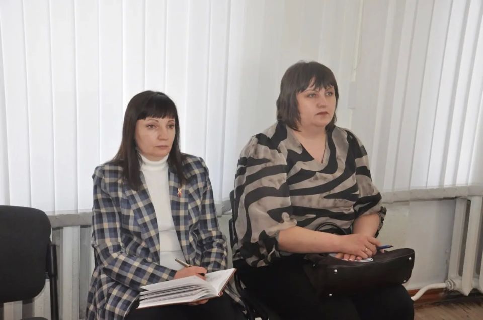Совещание по развитию социальной сферы Свердловского муниципального округа: итоги и перспективы Совещание по развитию социальной сферы Свердловского муниципального округа: итоги и перспективы