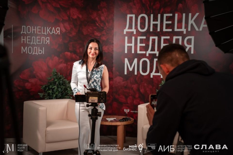 Поговорим про успех. С 20 по 26 апреля в г. Донецк прошла Неделя моды «ДОНМОД» Поговорим про успех. С 20 по 26 апреля в г. Донецк прошла Неделя моды «ДОНМОД»