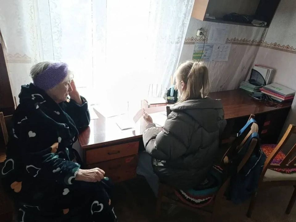 Здоровье там, где живут люди: как в селе Матвеевка прошёл выездной приём медиков Здоровье там, где живут люди: как в селе Матвеевка прошёл выездной приём медиков