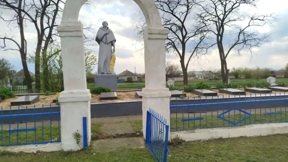 Благоустройство Братских могил: забота о памяти и истории Благоустройство Братских могил: забота о памяти и истории