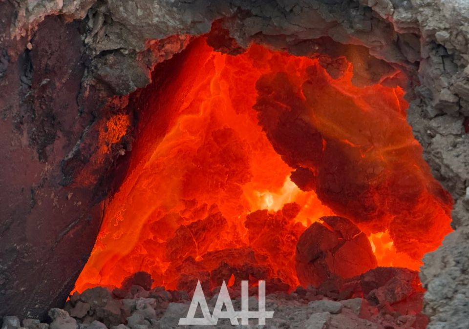Земля горит под ногами - буквально Земля горит под ногами - буквально