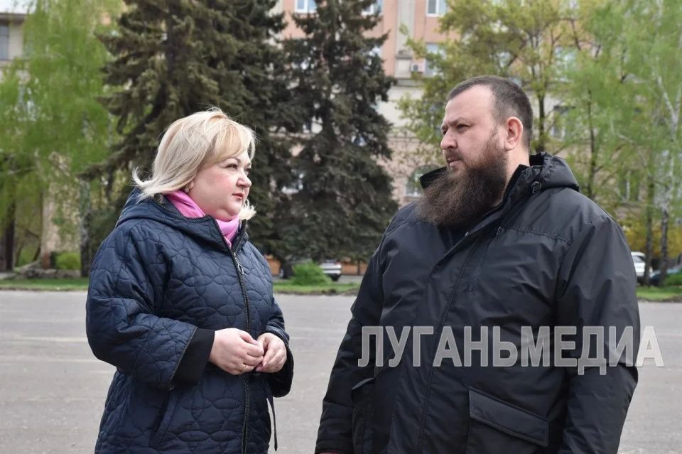 В Алчевске стартовало благоустройство территории бульвара и площади по проспекту Ленина В Алчевске стартовало благоустройство территории бульвара и площади по проспекту Ленина