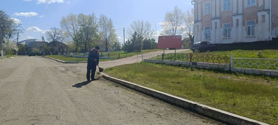 Чистота и порядок в Танюшевке и Белолуцке Чистота и порядок в Танюшевке и Белолуцке