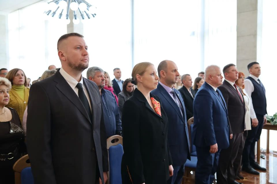 Луганское реготделение «Единой России» и Федерация профсоюзов ЛНР подписали соглашение о сотрудничестве Луганское реготделение «Единой России» и Федерация профсоюзов ЛНР подписали соглашение о сотрудничестве