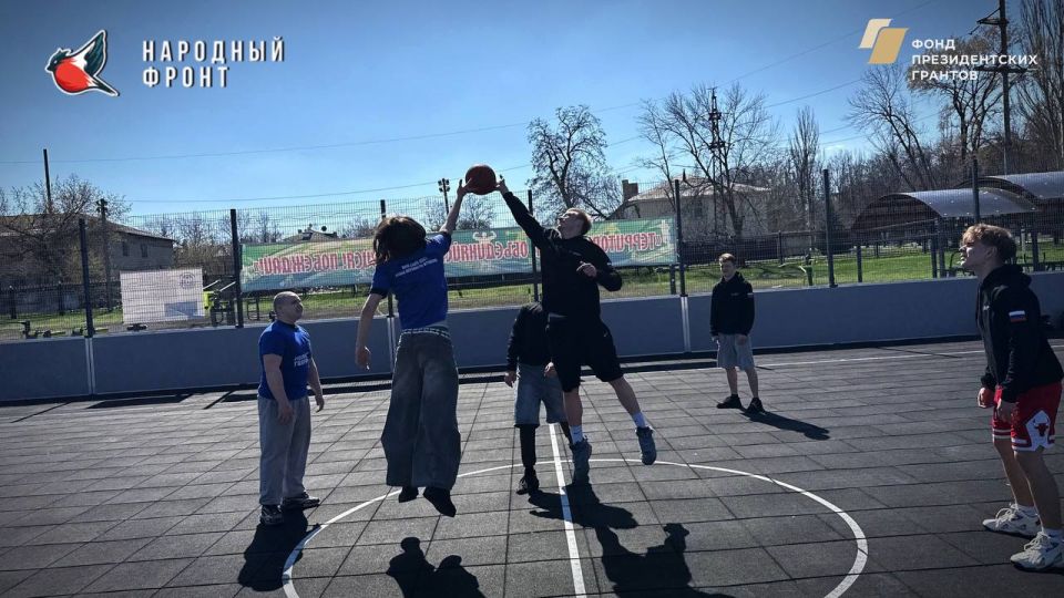 Тренировка по баскетболу с Молодёжкой из Стаханова! Тренировка по баскетболу с Молодёжкой из Стаханова!