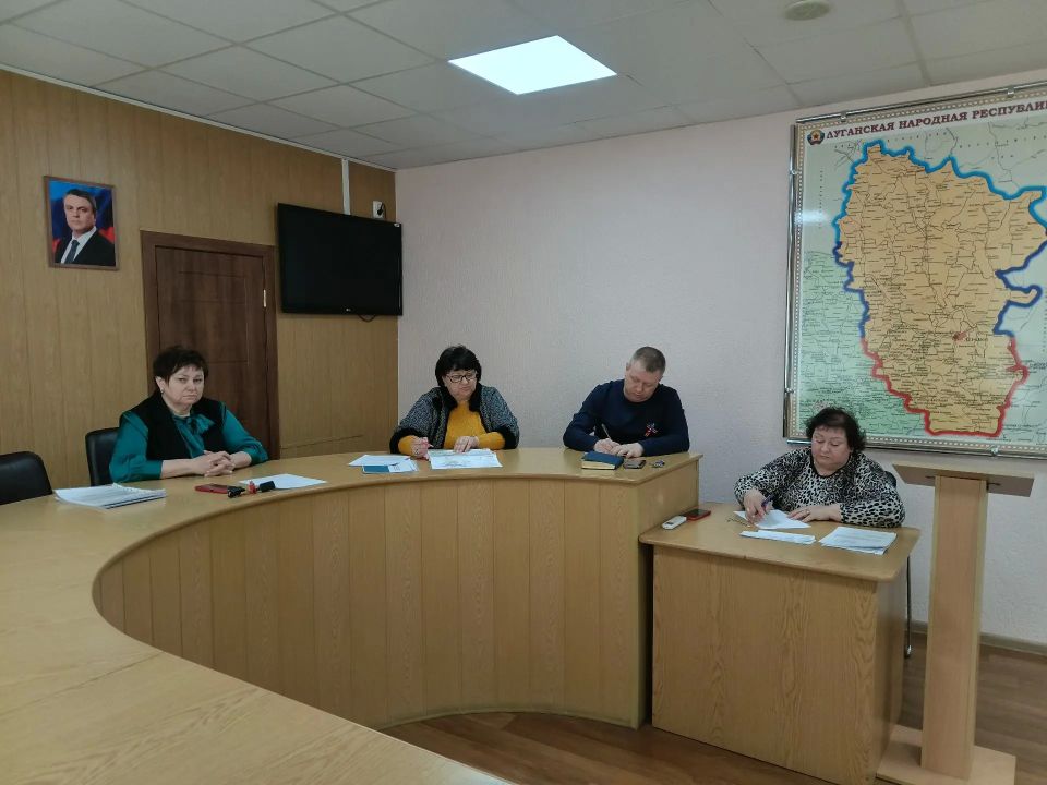 В рамках разработки ФАУ ЕИПП проекта Генерального плана города Ровеньки муниципального образования городской округ город Ровеньки Луганской Народной Республики 28.04.2026 состоялось совещание рабочей группы муниципального... В рамках разработки ФАУ ЕИПП проекта Генерального плана города Ровеньки муниципального образования городской округ город Ровеньки Луганской Народной Республики 28.04.2026 состоялось совещание рабочей группы муниципального...