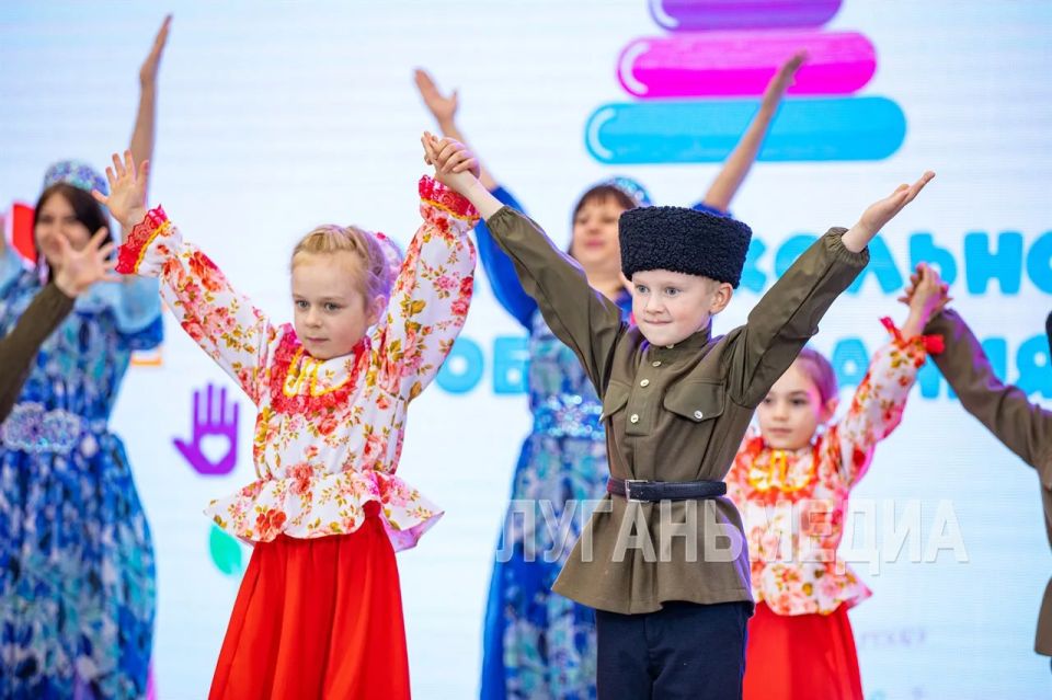 В Луганской Народной Республике состоялось торжественное открытие Года дошкольного образования В Луганской Народной Республике состоялось торжественное открытие Года дошкольного образования