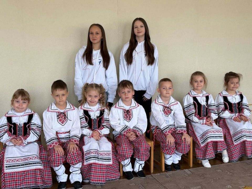 ЗВЕЗДОЧКА ДРУЖБЫ: ДЕНЬ МАЛОЧИСЛЕННЫХ НАРОДОВ РОССИИ ЗВЕЗДОЧКА ДРУЖБЫ: ДЕНЬ МАЛОЧИСЛЕННЫХ НАРОДОВ РОССИИ