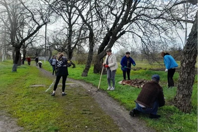 В пгт Калининский прошёл Всероссийский субботник «Мы за чистоту» В пгт Калининский прошёл Всероссийский субботник «Мы за чистоту»