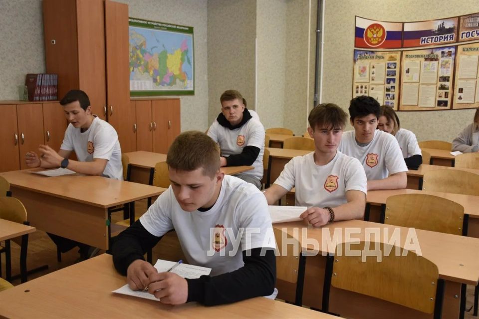 В Первомайске состоялся муниципальный отборочный тур Всероссийской военно-патриотической игры «Зарница 2.0» В Первомайске состоялся муниципальный отборочный тур Всероссийской военно-патриотической игры «Зарница 2.0»