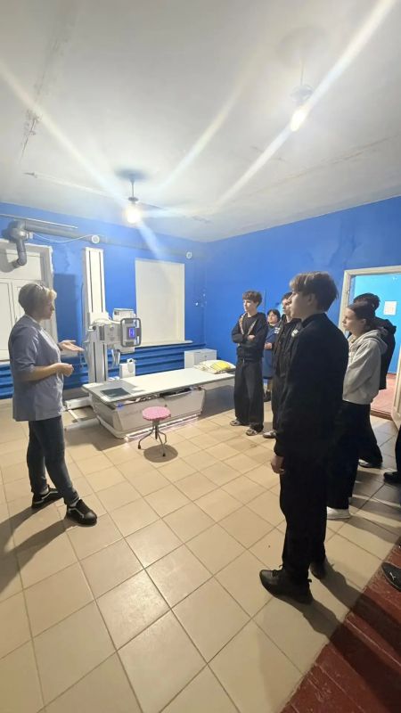 Профориентационную работу для учеников Успенской школы провели в Лутугинской центральной районной многопрофильной больнице Профориентационную работу для учеников Успенской школы провели в Лутугинской центральной районной многопрофильной больнице