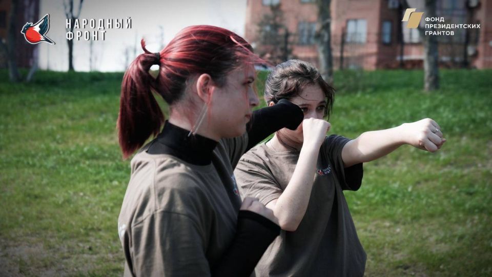 Молодёжка продолжает нарабатывать навыки самообороны! Молодёжка продолжает нарабатывать навыки самообороны!