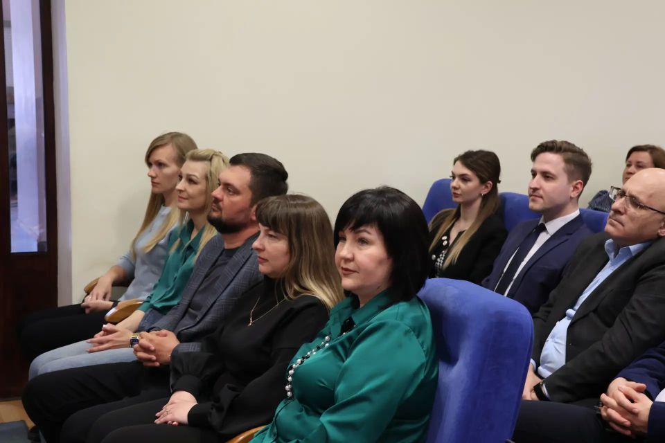 Луганское реготделение «Единой России» и МФЦ ЛНР подписали соглашение о сотрудничестве Луганское реготделение «Единой России» и МФЦ ЛНР подписали соглашение о сотрудничестве