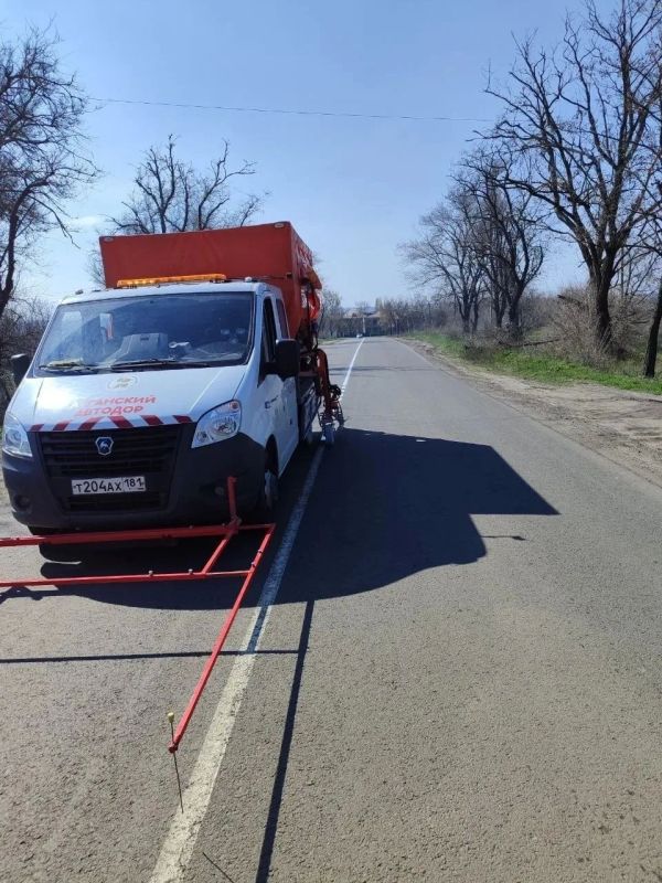 На автодороге Врубовский – Успенка выполнены работы по обновлению дорожной разметки На автодороге Врубовский – Успенка выполнены работы по обновлению дорожной разметки