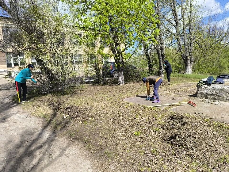 Жители Белокуракинского муниципального округа активно включились в благоустройство своих населенных пунктов Жители Белокуракинского муниципального округа активно включились в благоустройство своих населенных пунктов