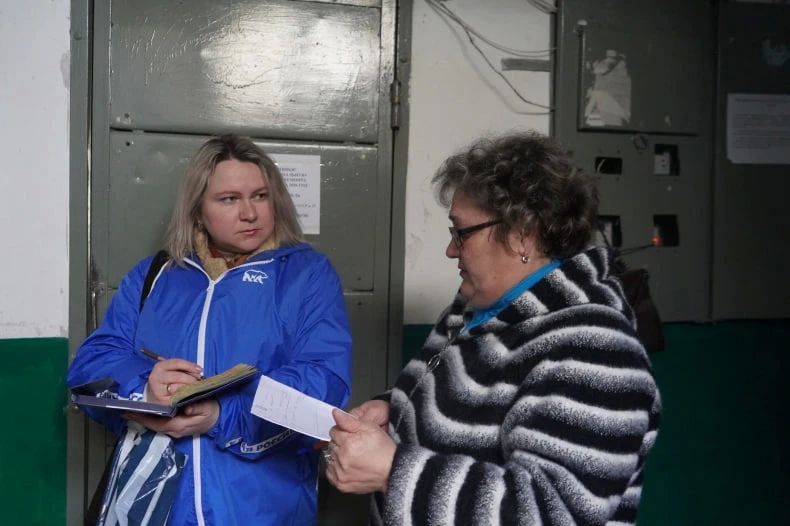 Комфорт и безопасность по стандарту: депутаты проверили ход замены лифтов в Свердловском муниципальном округе Комфорт и безопасность по стандарту: депутаты проверили ход замены лифтов в Свердловском муниципальном округе