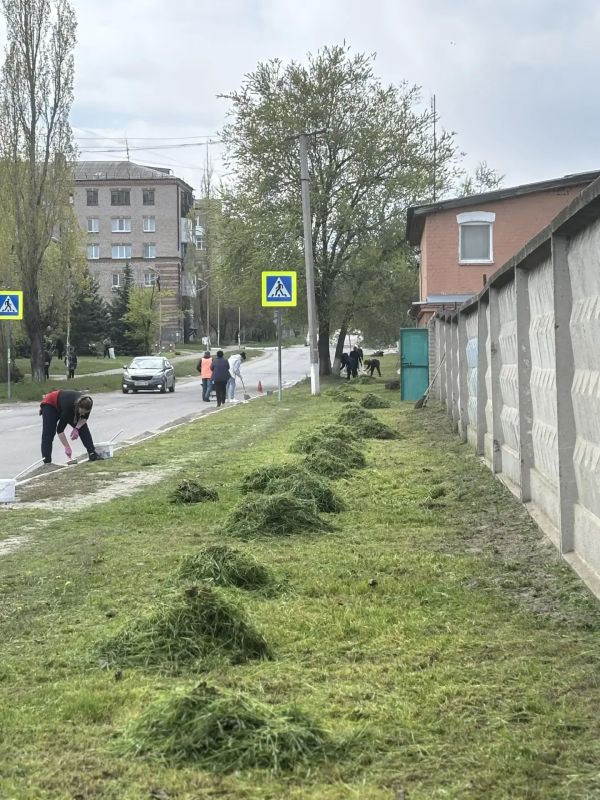 Чистота – общее дело: в округе продолжаются субботники Чистота – общее дело: в округе продолжаются субботники