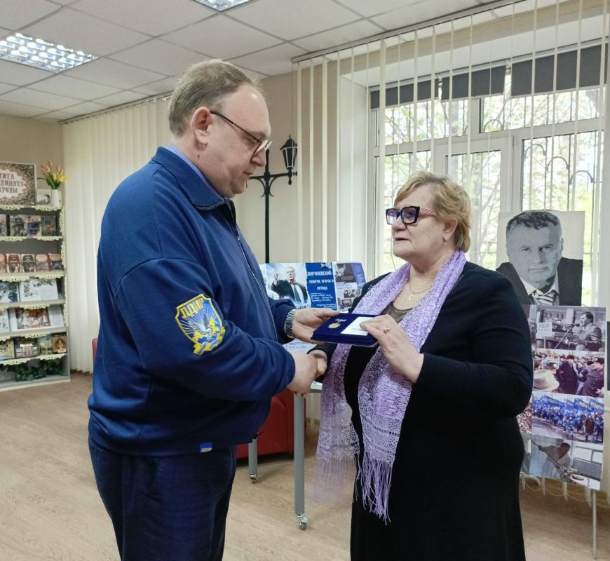 НАГРУДНЫЙ ЗНАК ЛДПР «МАТЬ СОЛДАТА» — ЗА МУЖЕСТВА И ВОСПИТАНИЕ ГЕРОЕВ! НАГРУДНЫЙ ЗНАК ЛДПР «МАТЬ СОЛДАТА» — ЗА МУЖЕСТВА И ВОСПИТАНИЕ ГЕРОЕВ!