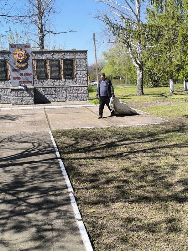 Жители Белокуракинского муниципального округа активно включились в благоустройство своих населенных пунктов Жители Белокуракинского муниципального округа активно включились в благоустройство своих населенных пунктов