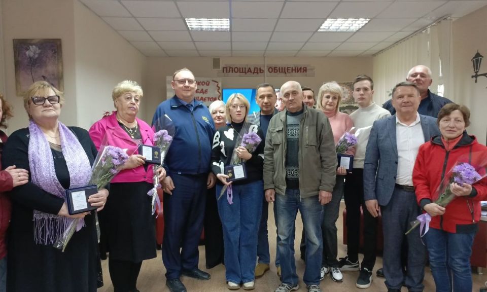 НАГРУДНЫЙ ЗНАК ЛДПР «МАТЬ СОЛДАТА» — ЗА МУЖЕСТВА И ВОСПИТАНИЕ ГЕРОЕВ! НАГРУДНЫЙ ЗНАК ЛДПР «МАТЬ СОЛДАТА» — ЗА МУЖЕСТВА И ВОСПИТАНИЕ ГЕРОЕВ!