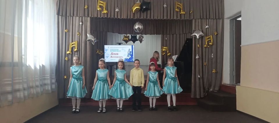 В Зоринской детской школе искусств прошел 1-й тур Регионального конкурса «Кубок Матусовского» В Зоринской детской школе искусств прошел 1-й тур Регионального конкурса «Кубок Матусовского»