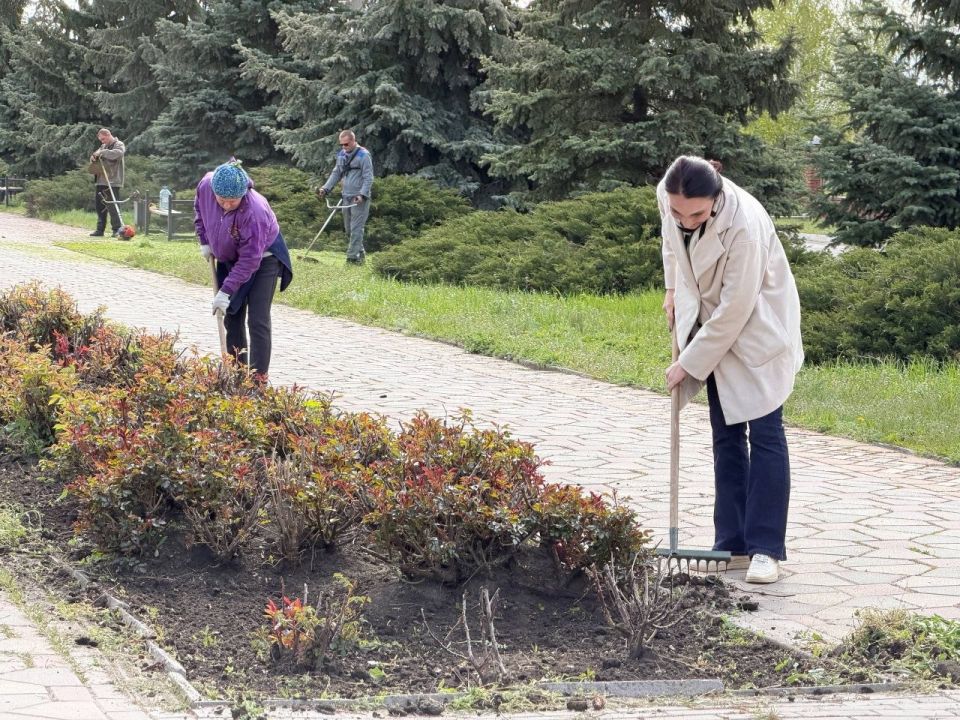 Сергей Колягин: Жители Первомайска с энтузиазмом взялись за подготовку к празднику, название которого лежит в основе имени нашего города Сергей Колягин: Жители Первомайска с энтузиазмом взялись за подготовку к празднику, название которого лежит в основе имени нашего города