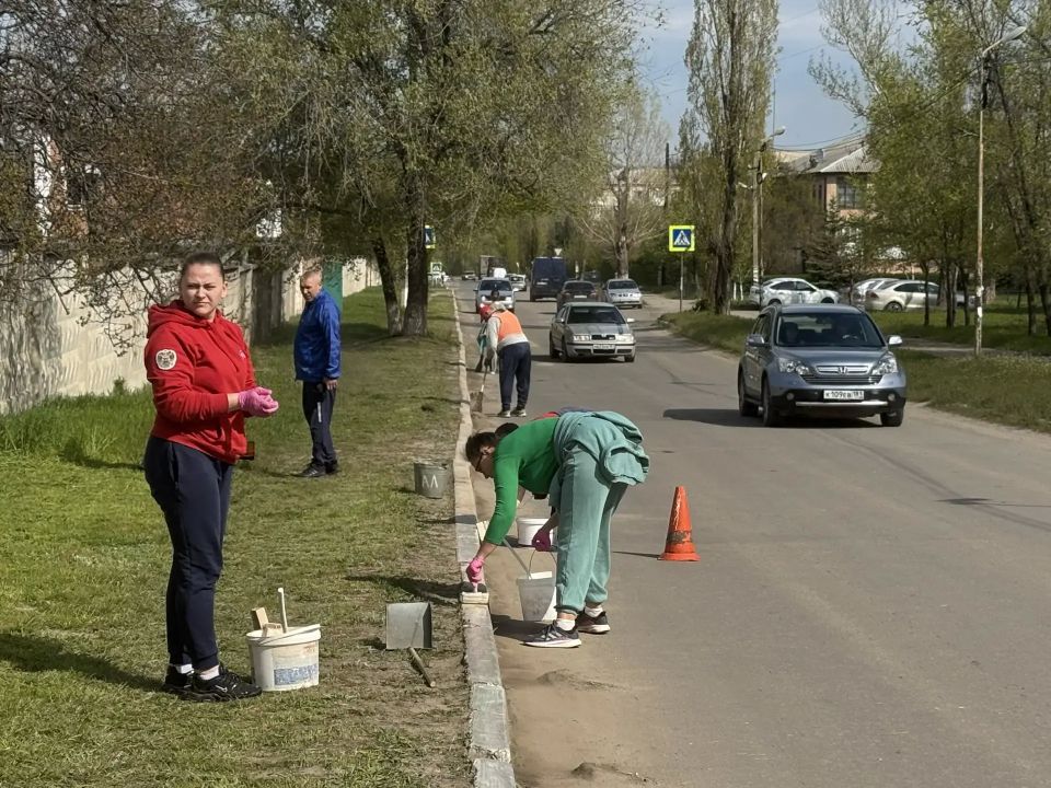 Чистота – общее дело: в округе продолжаются субботники Чистота – общее дело: в округе продолжаются субботники