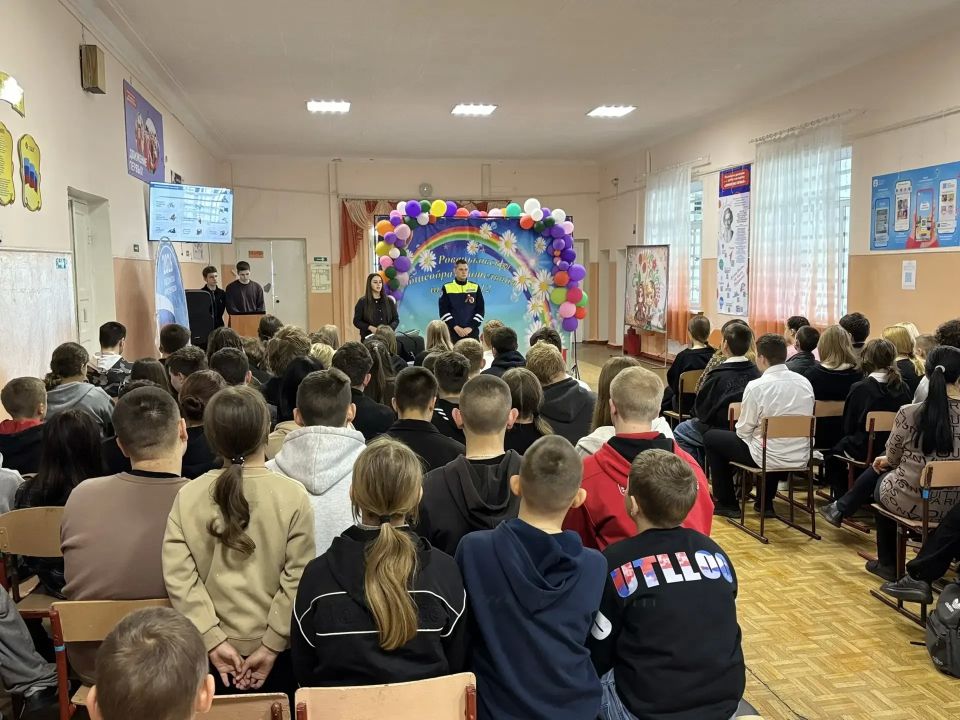 Безопасность на дорогах — ответственность каждого! Безопасность на дорогах — ответственность каждого!