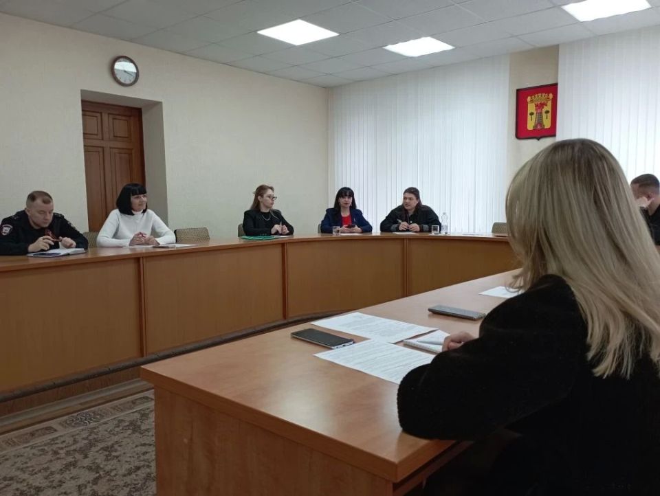 В Администрации Луганска состоялось заседание Муниципального совета по взаимодействию с молодежными организациями В Администрации Луганска состоялось заседание Муниципального совета по взаимодействию с молодежными организациями
