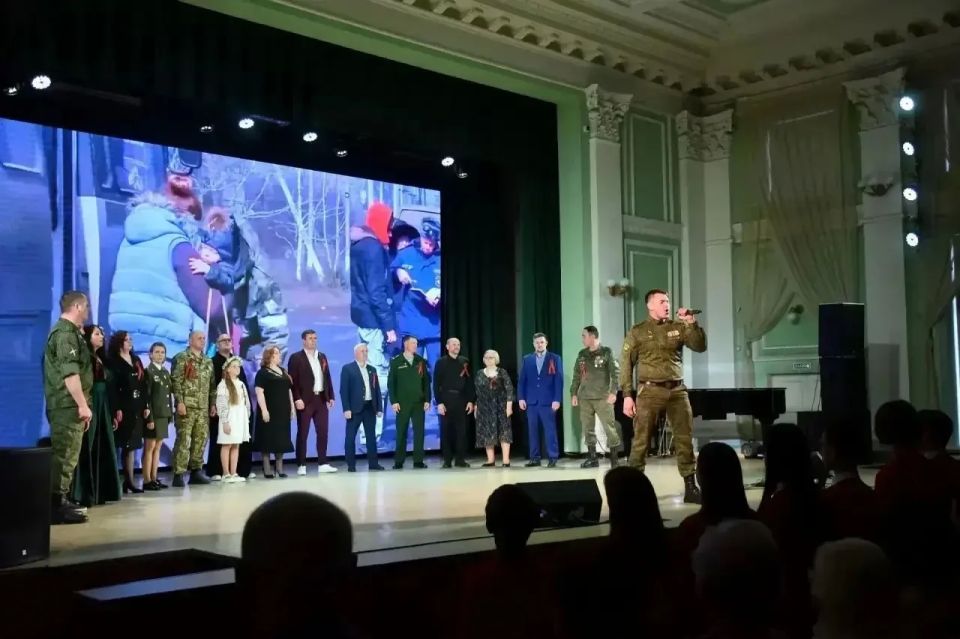 Культура объединяет: Сергей Чуйков — в жюри фестиваля «Когда поют СВОи» на Алтае Культура объединяет: Сергей Чуйков — в жюри фестиваля «Когда поют СВОи» на Алтае