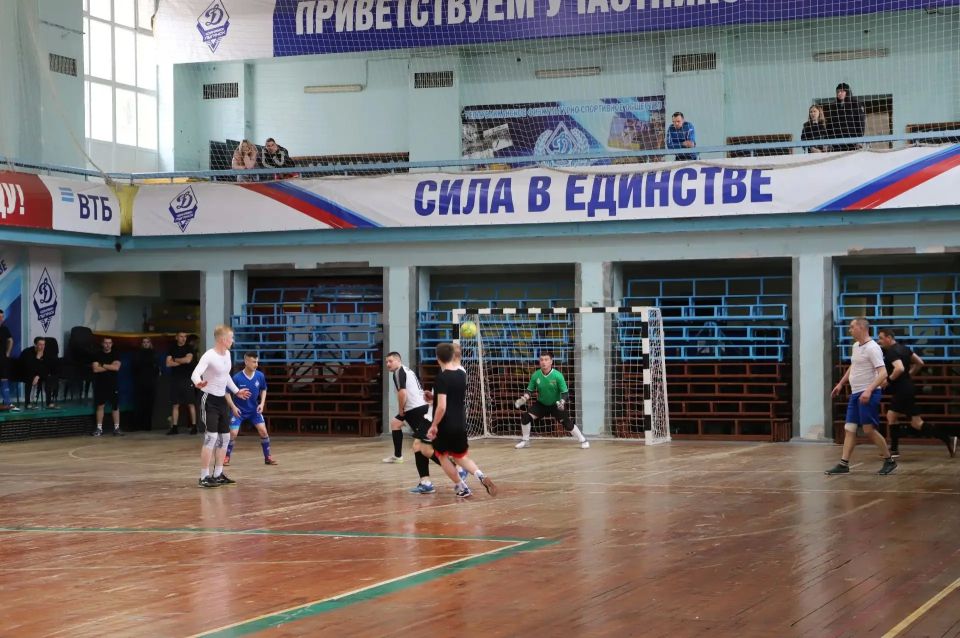 Две команды регионального МВД сразятся за первенство в финале ведомственных состязаний по мини-футболу Две команды регионального МВД сразятся за первенство в финале ведомственных состязаний по мини-футболу