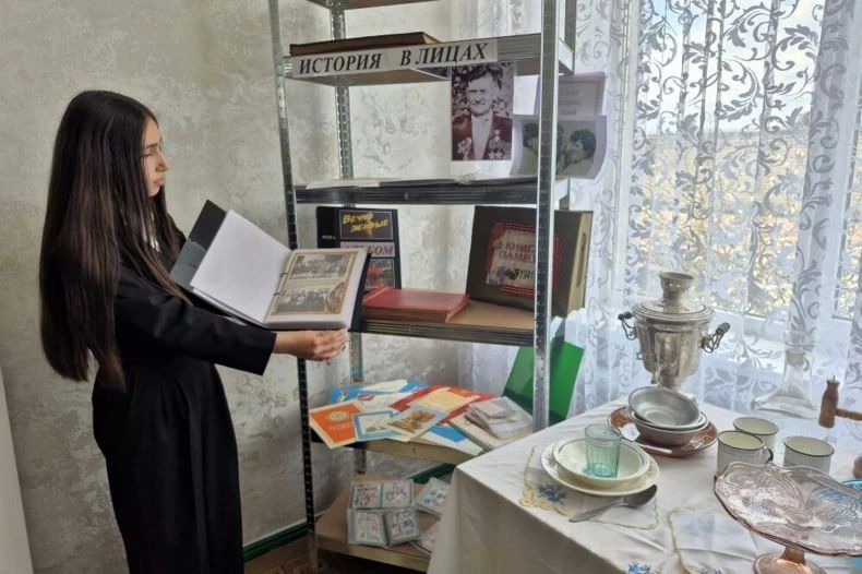В Медвежанской СШ торжественно открыли школьный музей! В Медвежанской СШ торжественно открыли школьный музей!