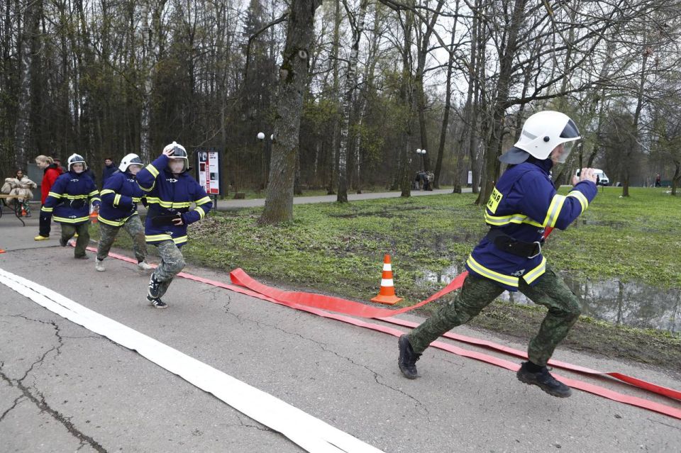 В музее-заповеднике «Горки Ленинские» прошла военно-патриотическая игра «Юнармия, вперёд!» В музее-заповеднике «Горки Ленинские» прошла военно-патриотическая игра «Юнармия, вперёд!»
