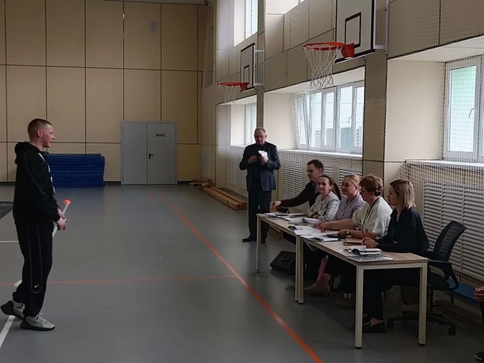 Наш учитель — лучший в республике! Наш учитель — лучший в республике!
