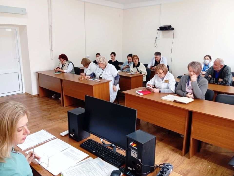 В Луганской городской больнице № 1 прошло врачебное занятие В Луганской городской больнице № 1 прошло врачебное занятие
